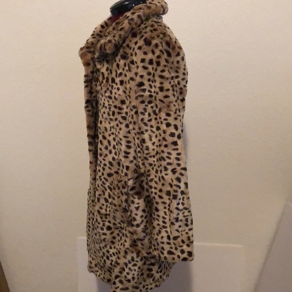 Lucky Brand leopard faux fur coat - Picture 4 of 9